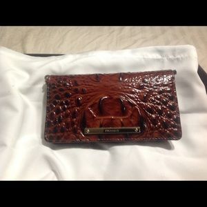 Brahmin wallet